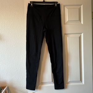 Victoria’s Secret Sport black leggings